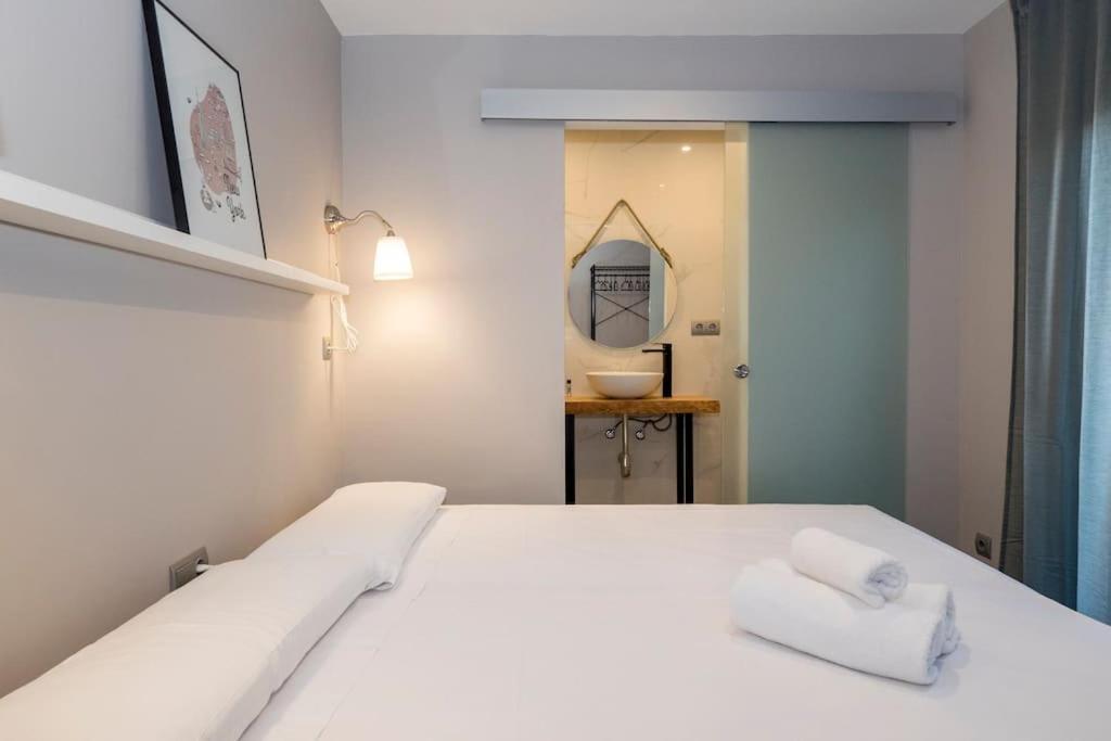 Apartamento Bebarceloner Sant Andreu - 1 Bedroom With Terrace