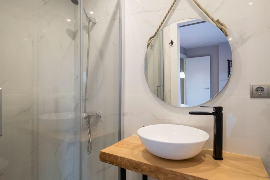 Bebarceloner Sant Andreu - 1 Bedroom With Terrace Barcelona